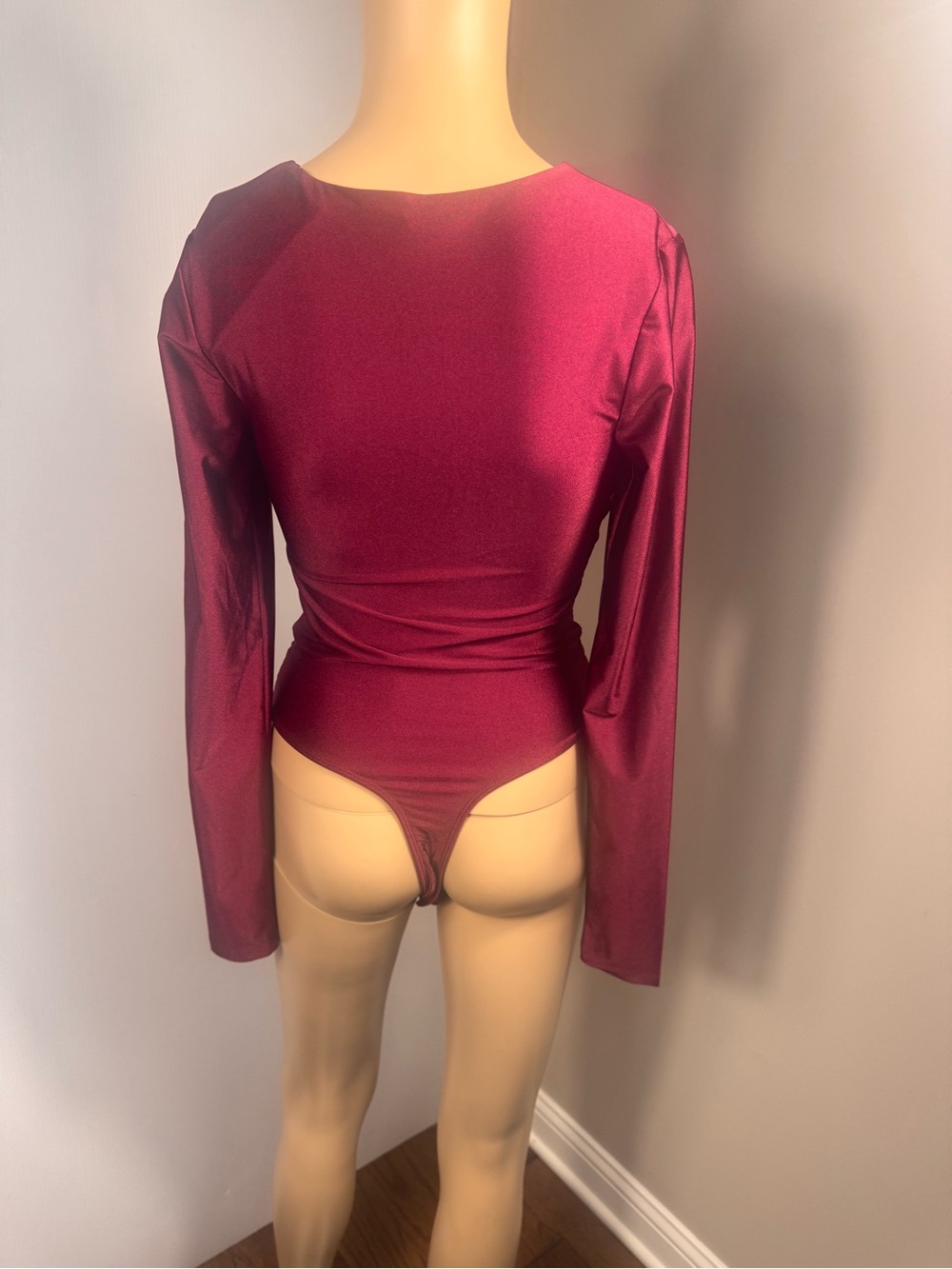 NWT Burgundy Deep Plunge Long Sleeve Bodysuit ❤️ - Picture 4 of 5